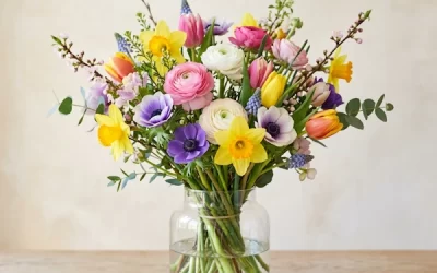 „Ostern blüht! Jetzt unsere frischen Ostersträuße und Deko vorbestellen!